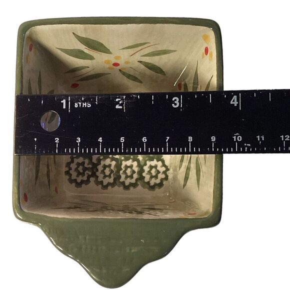 Temptations Old World Green 10 oz Ramekins Set of 2 with Lids 3 3/4" - Picture 3 of 9